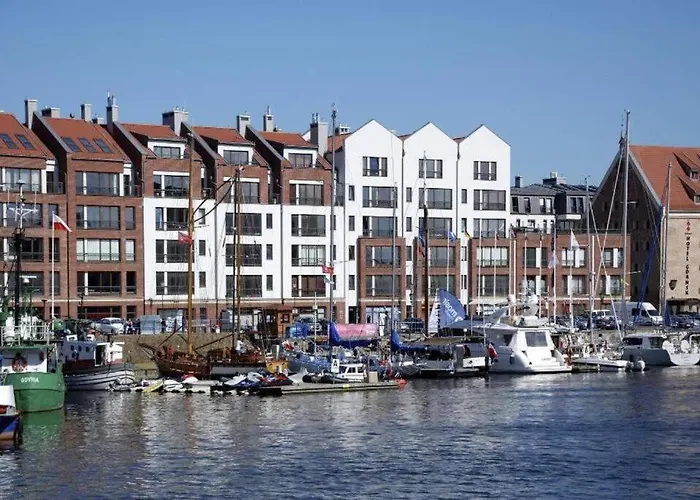 Urbannestgroup Szafarnia 8 *