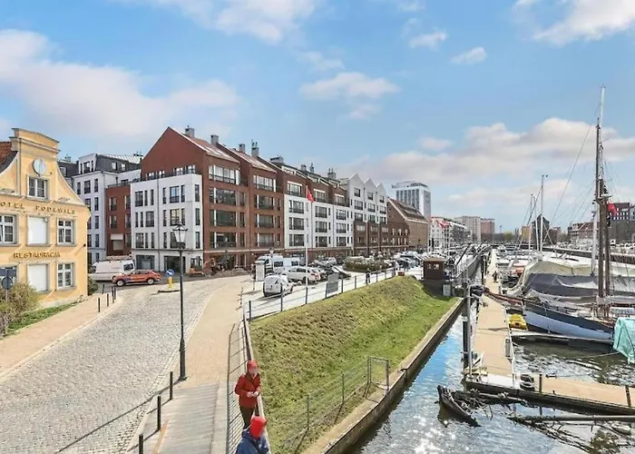 Urbannestgroup Szafarnia 8